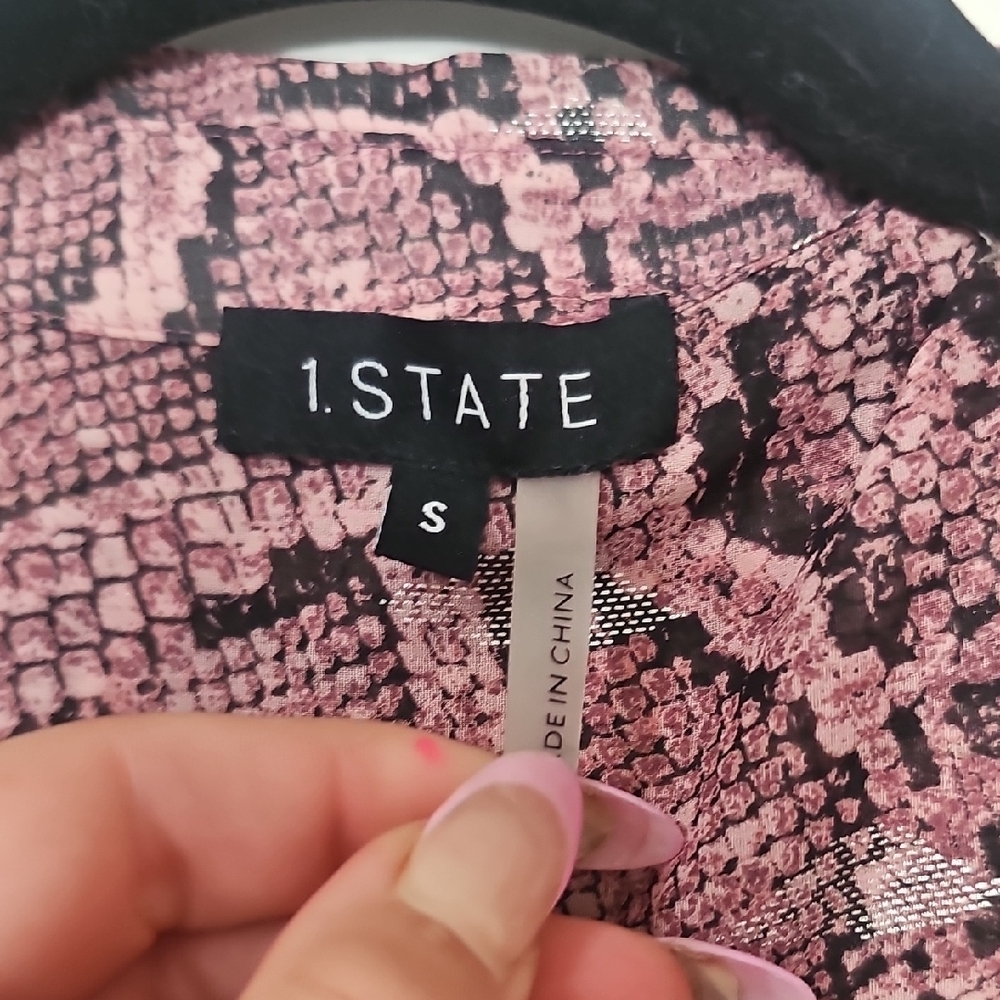 1. State Pink Patterned Button Down Shirt - Picture 2 of 4
